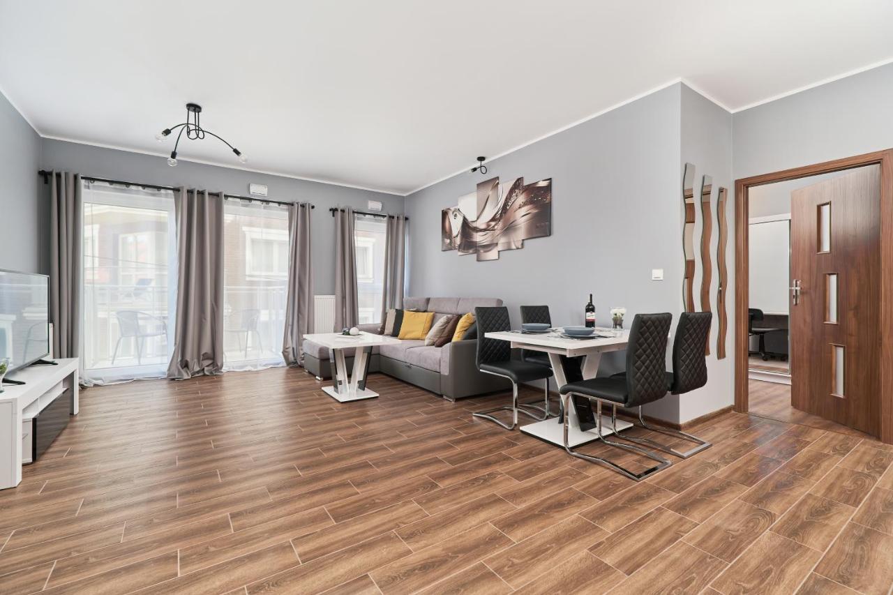 Apartments Wroclaw Jana Pawla II With Free Parking Wroclaw By Noclegi Renters Eksteriør bilde